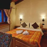 Les Myosotis Aparthotel