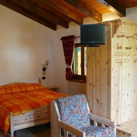 Aparthotel Les Myosotis 3*