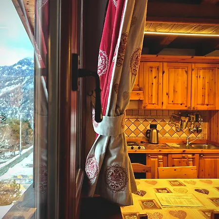 Les Myosotis Apartahotel Champoluc