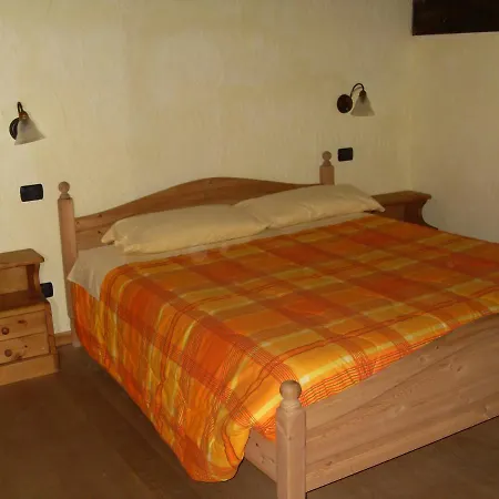 Les Myosotis Apartmanhotel Champoluc