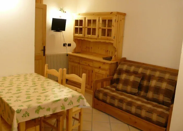 Les Myosotis שמפולוק