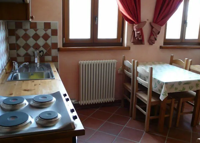 Les Myosotis מלון דירות 3*